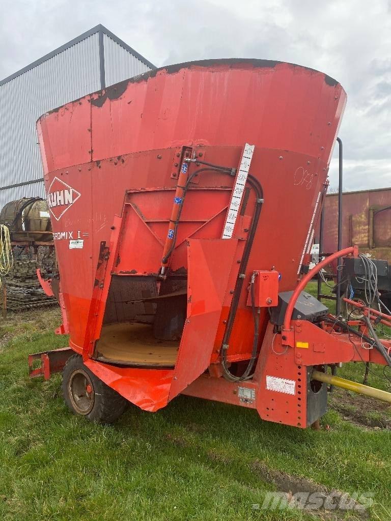 Kuhn EuroMix Кормораздатчики