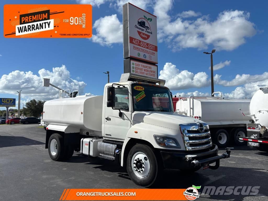 Hino 338 Поливочные машины