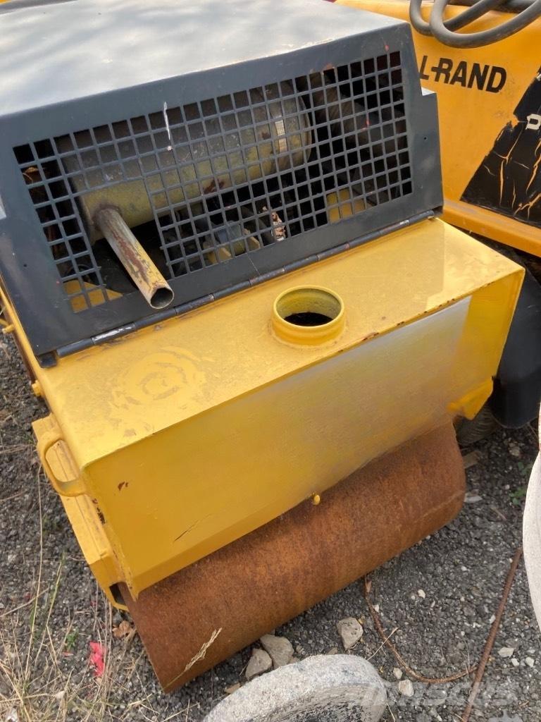 Bomag BW 75 AD Катки тротуарные