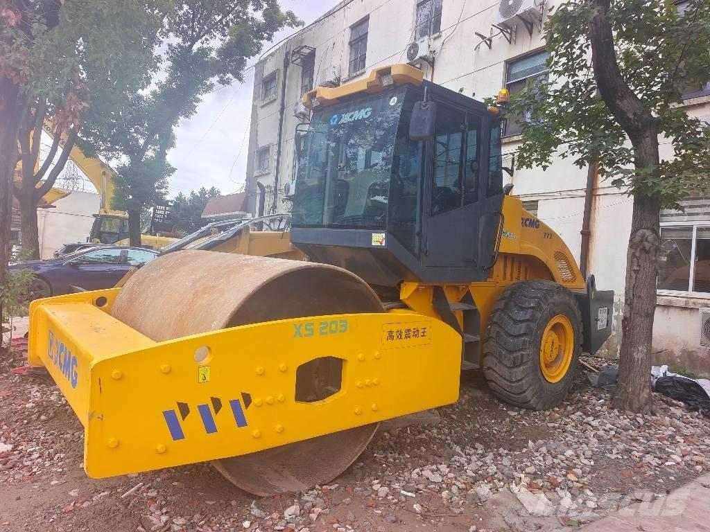 XCMG XS203J Грунтовые катки