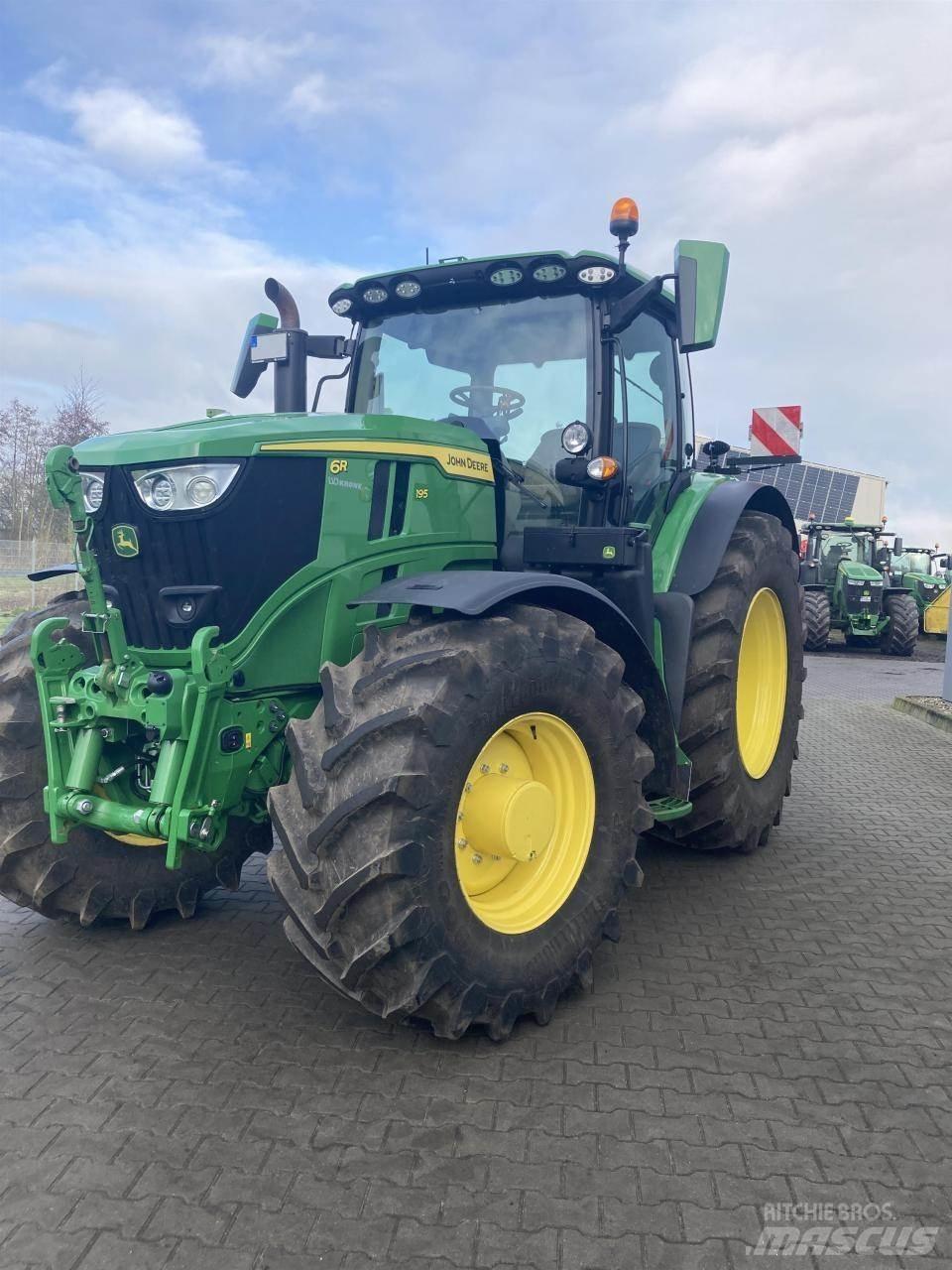 John Deere 6R 195 Трактора