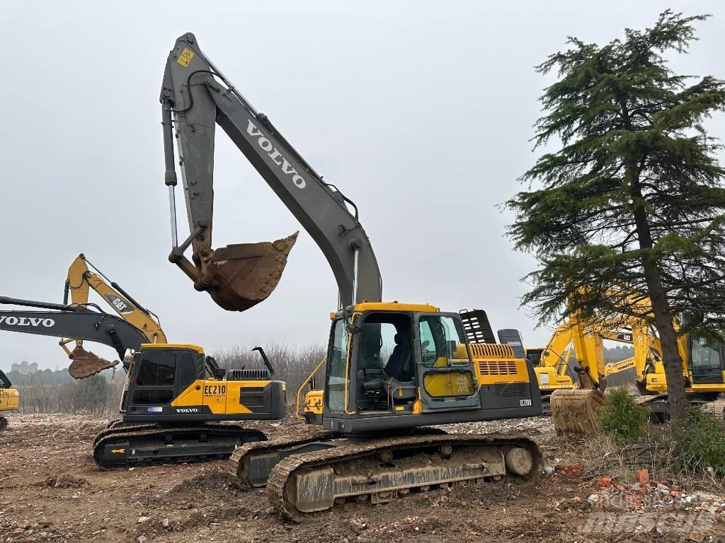 Volvo EC 210 Гусеничные экскаваторы