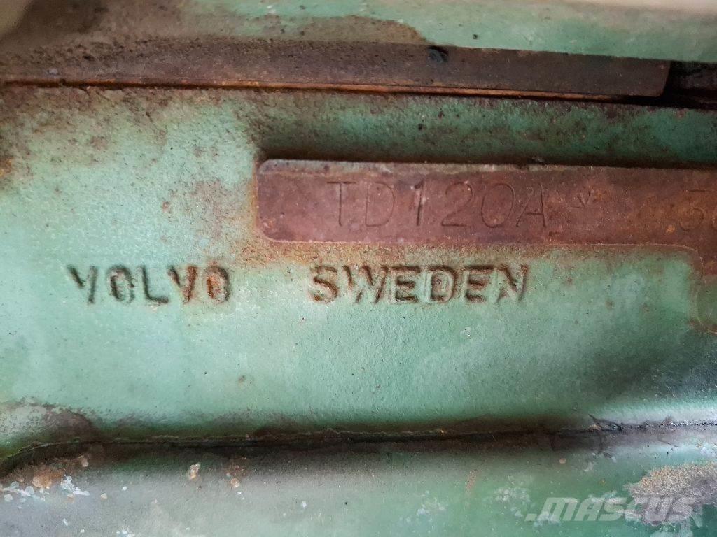 Volvo TD120A Двигатели