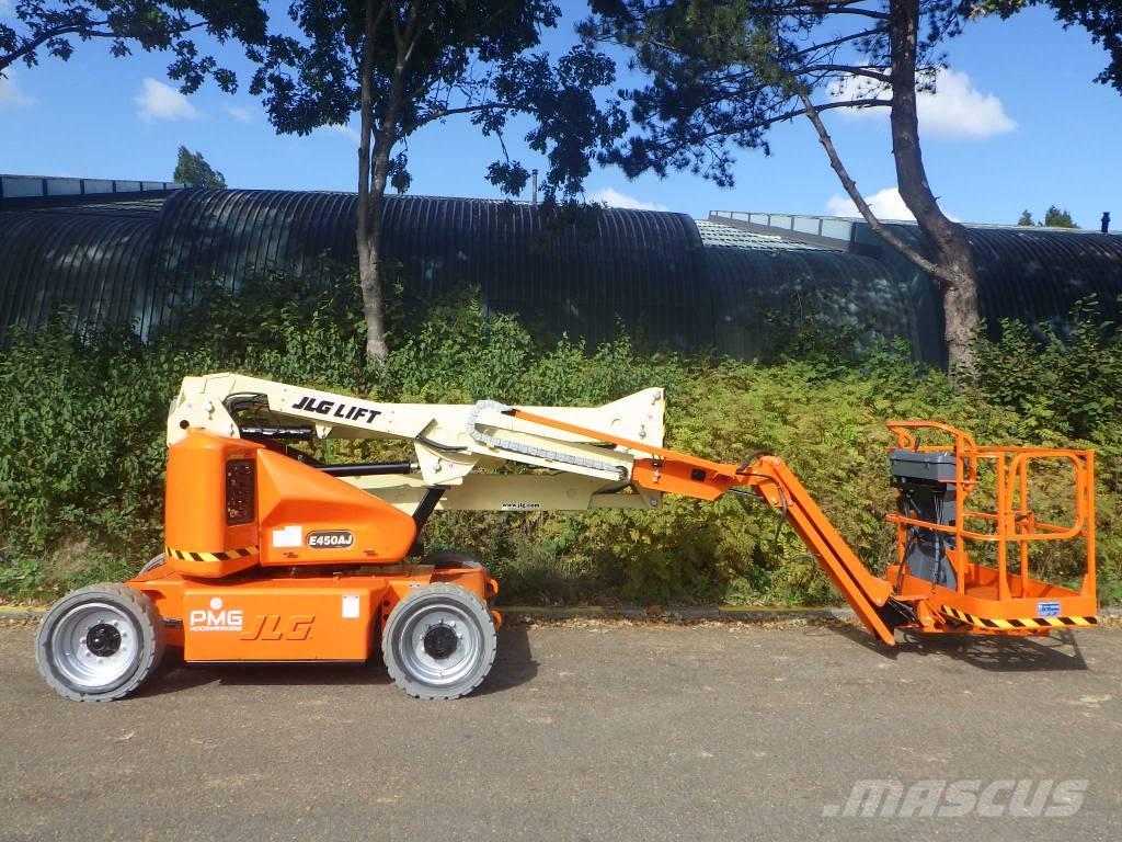 JLG E450AJ Коленчатые подъемники