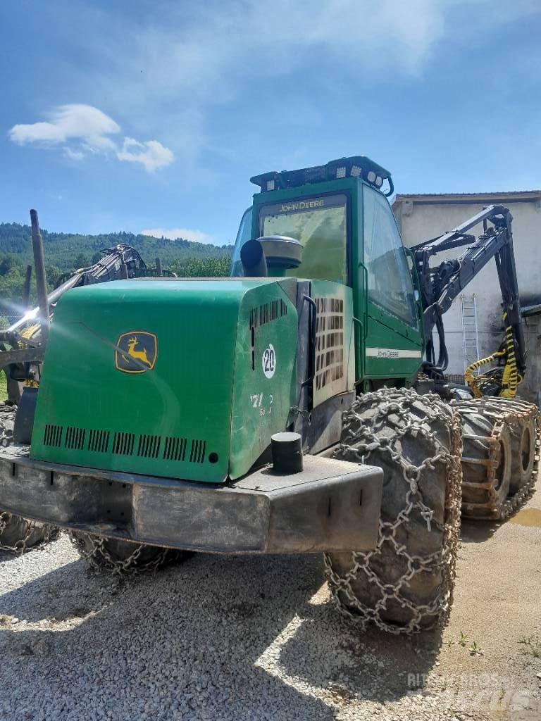 John Deere 1270 D Харвестеры