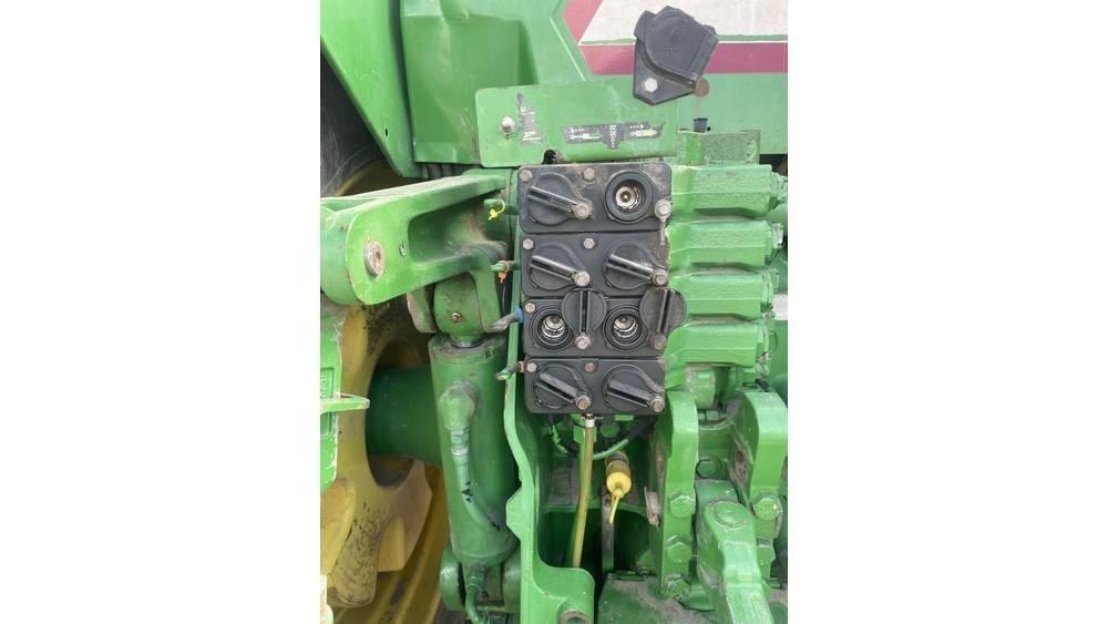 John Deere 8410 Трактора