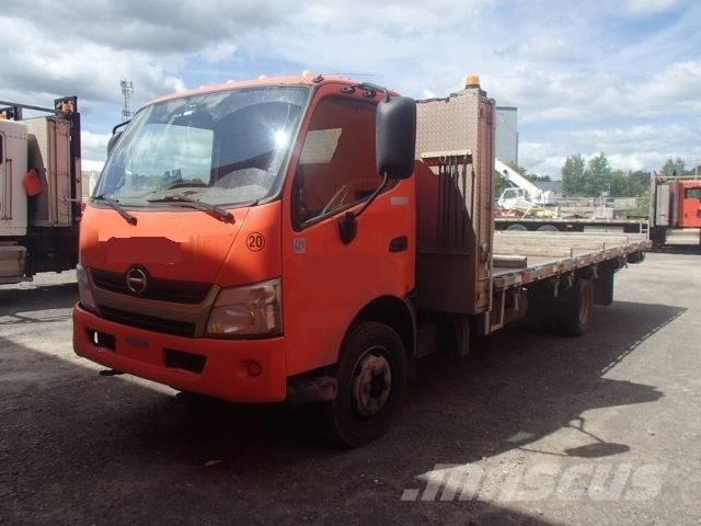 Hino 195 Грузовики-платформы/боковая разгрузка