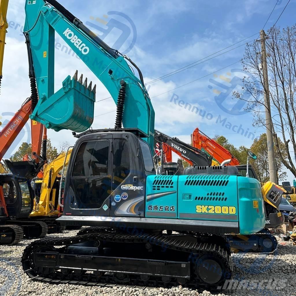 Kobelco SK 200 Гусеничные экскаваторы