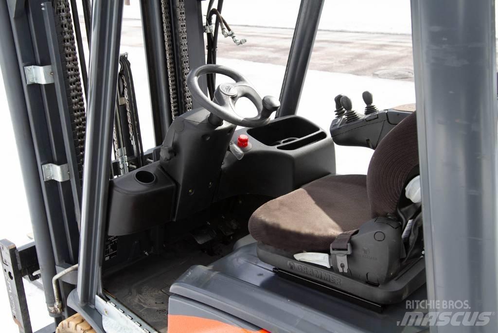 Linde E16C-02 Электропогрузчики