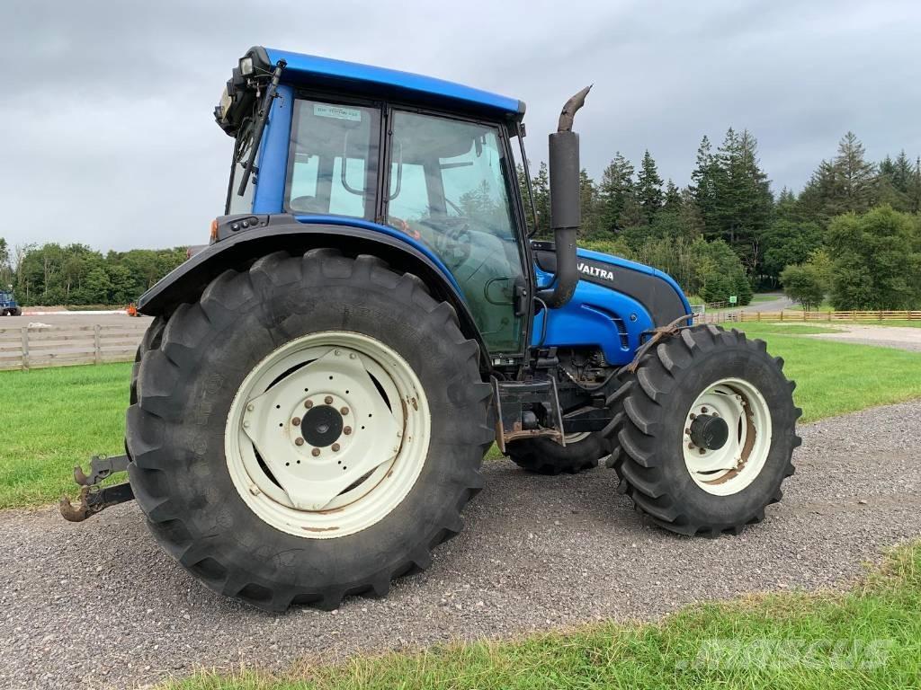 Valtra N141 Tractor Лесохозяйственные тракторы