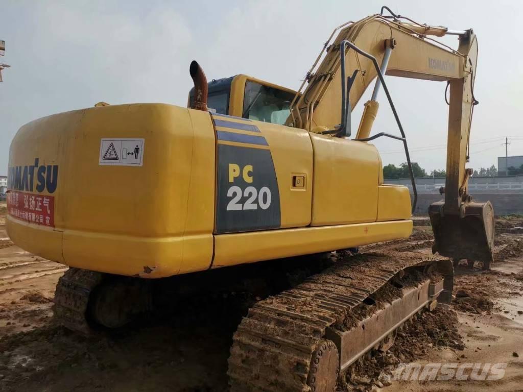 Komatsu pc220-8 Гусеничные экскаваторы
