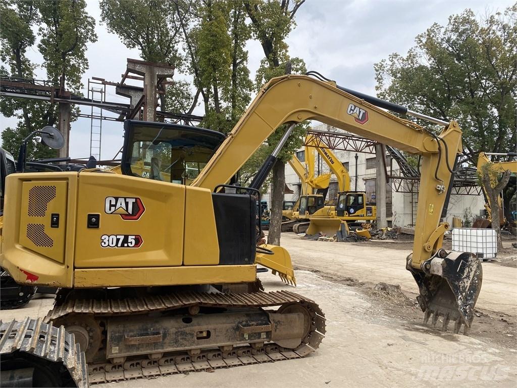 CAT 307.5 Малые экскаваторы 7т-12т