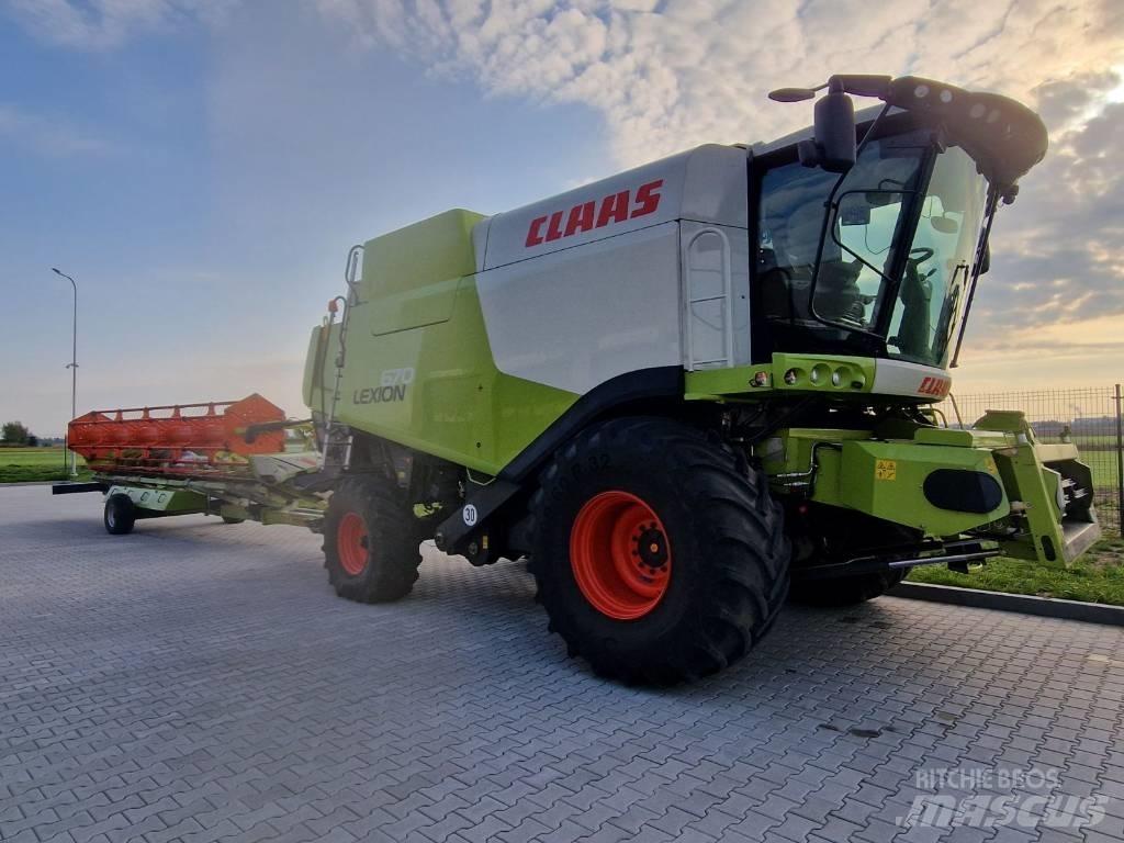 CLAAS Lexion 670 Зерноуборочные комбайны