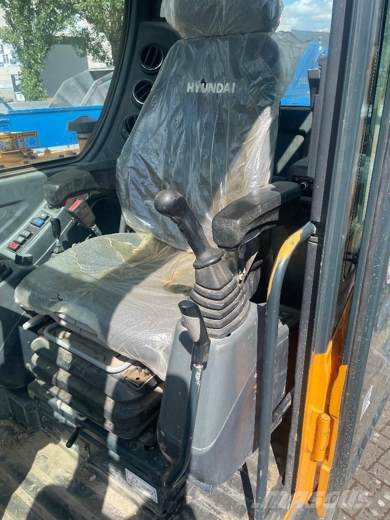 Hyundai 55w9a Колёсные экскаваторы