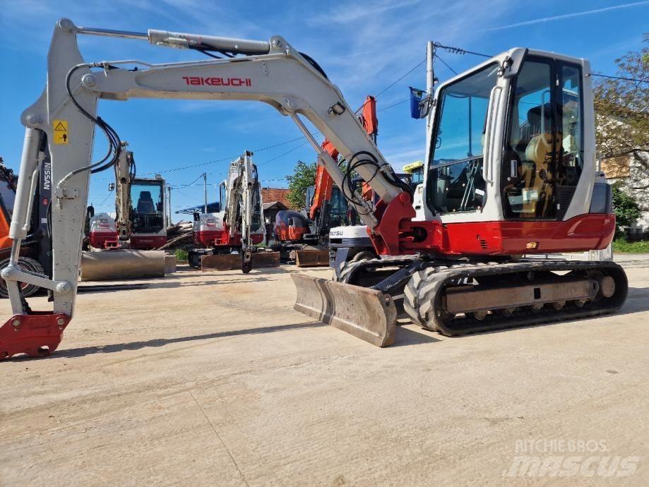 Takeuchi TB250 Мини-экскаваторы