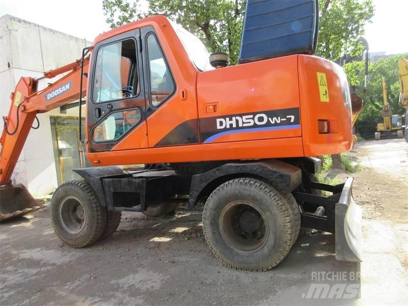 Doosan DH150W-7 Колёсные экскаваторы