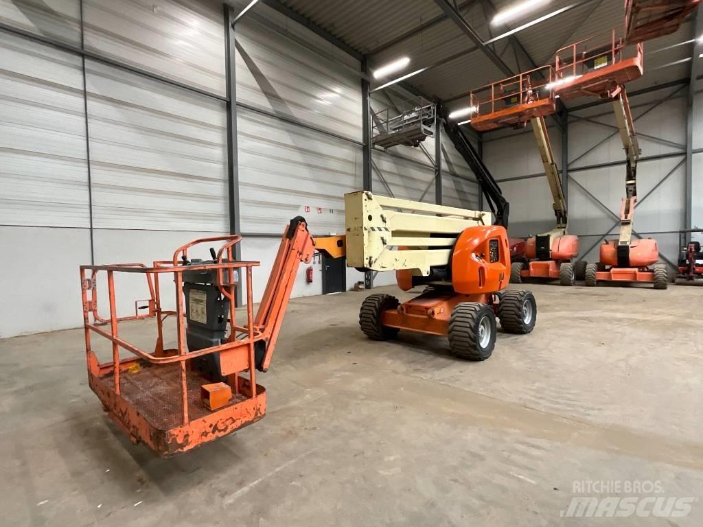 JLG 450 AJ Коленчатые подъемники