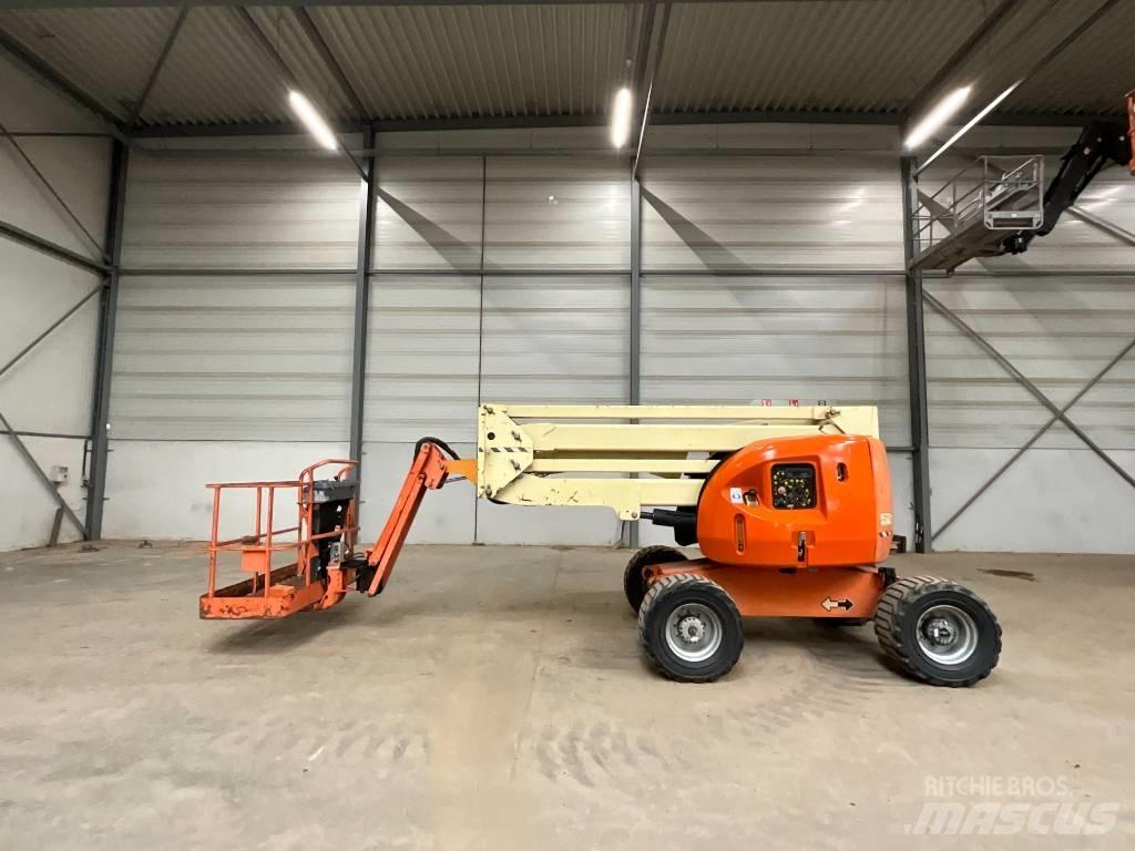 JLG 450 AJ Коленчатые подъемники