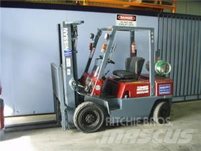 Nissan RJ02A25U Другие складские механизмы