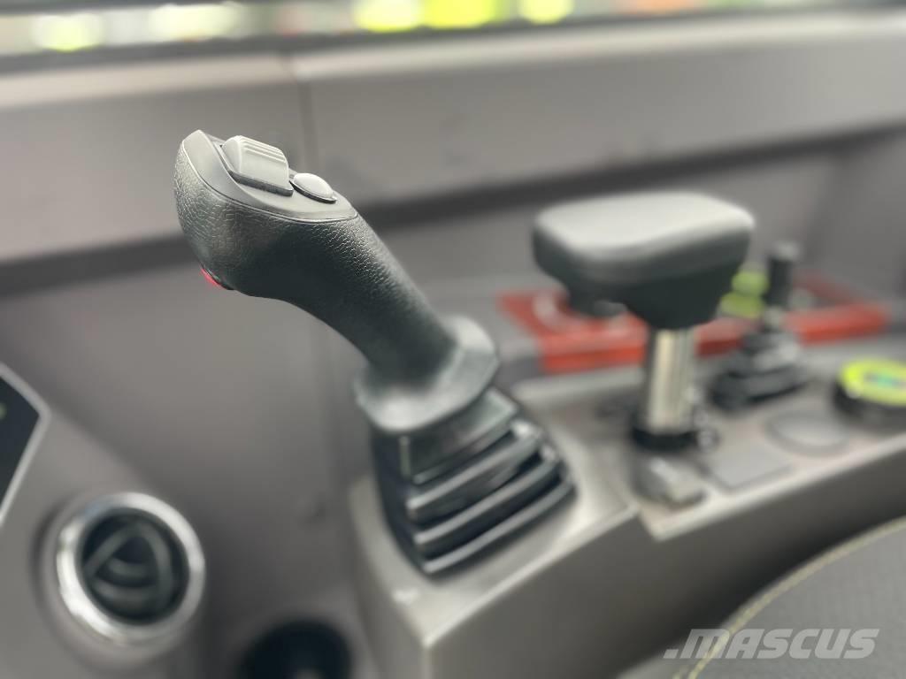 Zoomlion ZE 55 GU Гусеничные экскаваторы