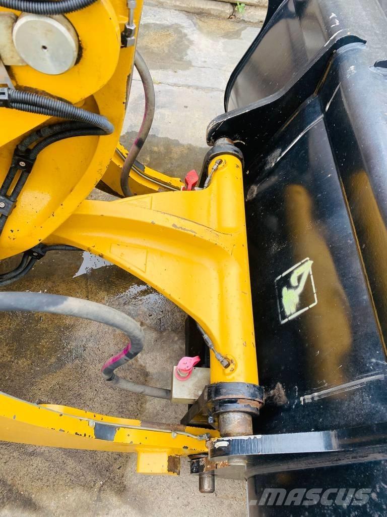 CAT 908-14a Фронтальные погрузчики
