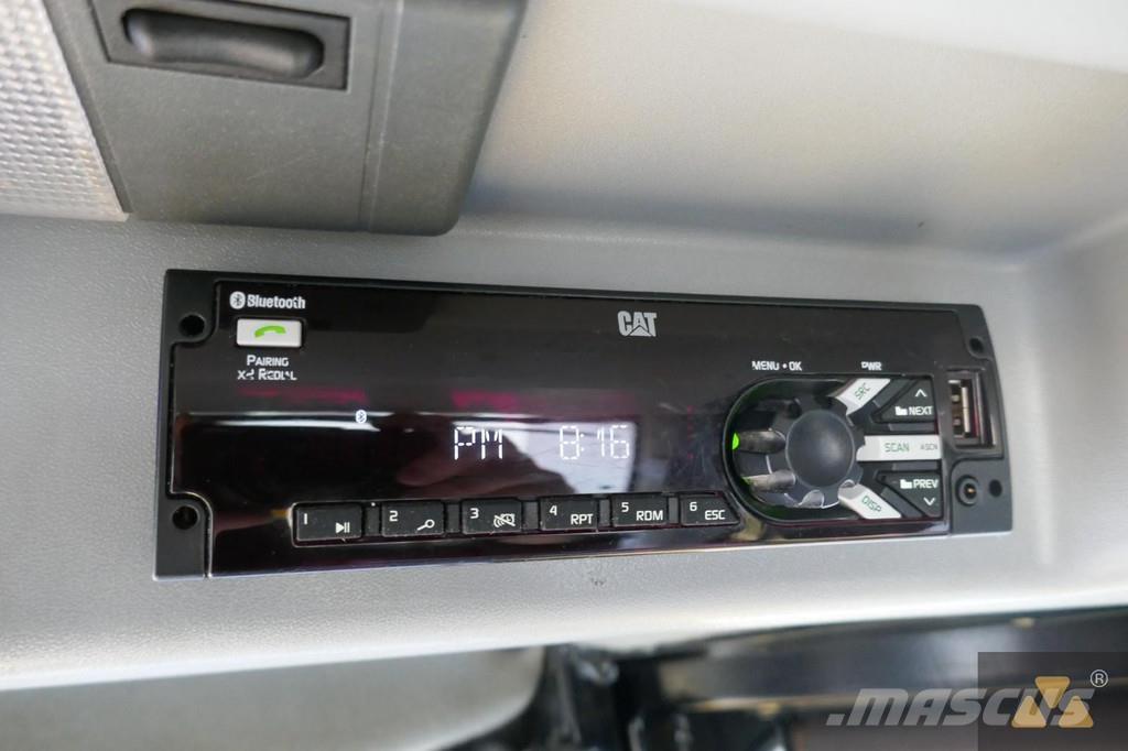 CAT D8T Гусеничные бульдозеры