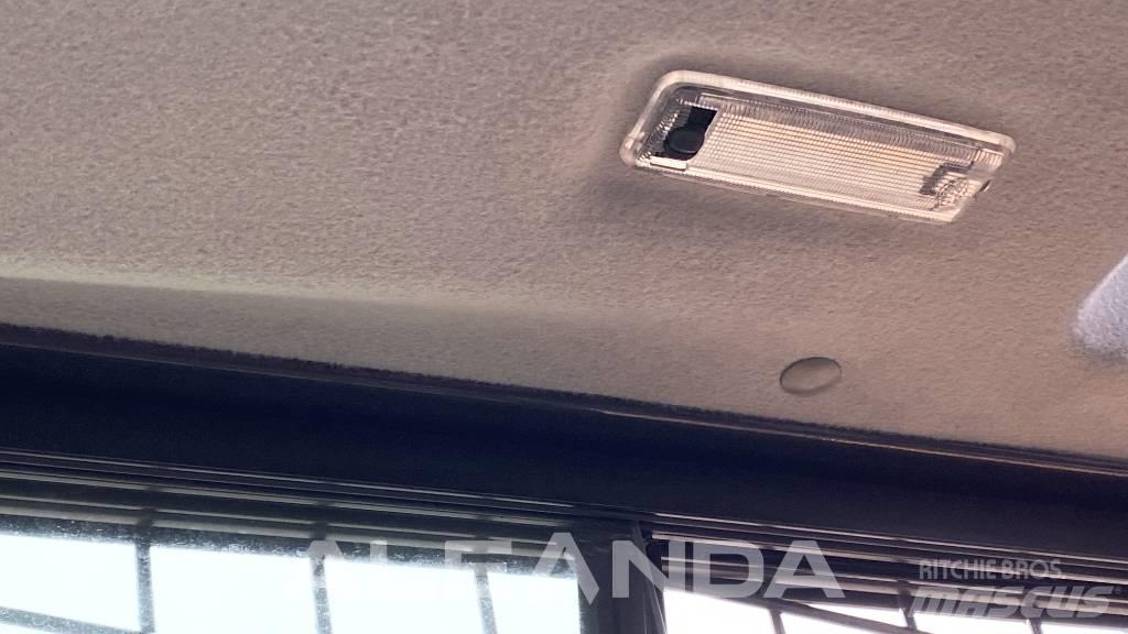CASE SV 300 B Мини-погрузчики