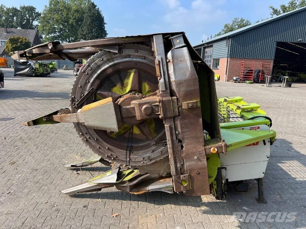 CLAAS RU 450 Самоходные кормоуборочные комбайны
