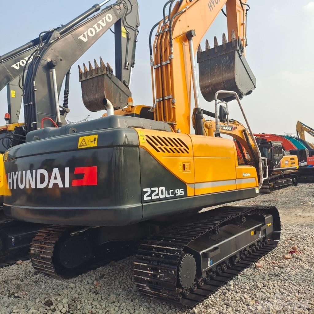 Hyundai R220LC-9S Гусеничные экскаваторы