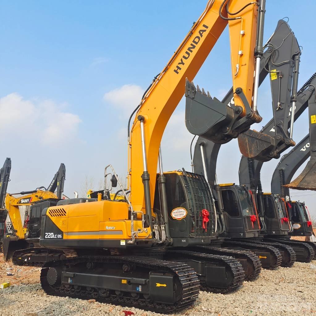 Hyundai R220LC-9S Гусеничные экскаваторы