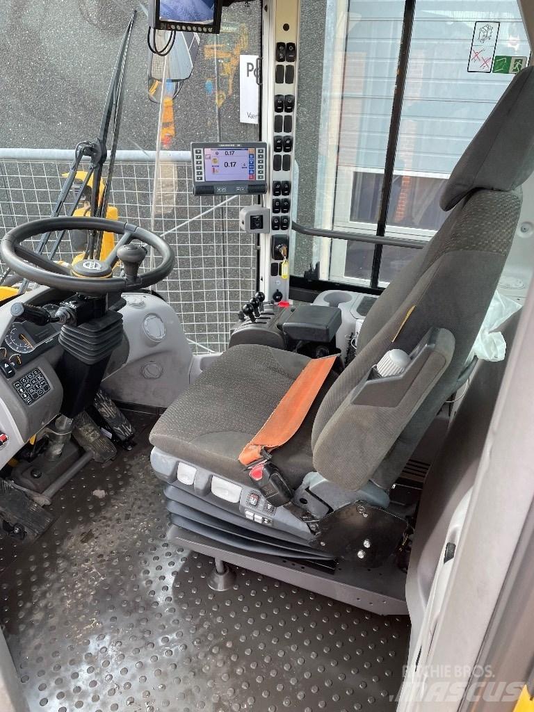 Volvo L90H Фронтальные погрузчики