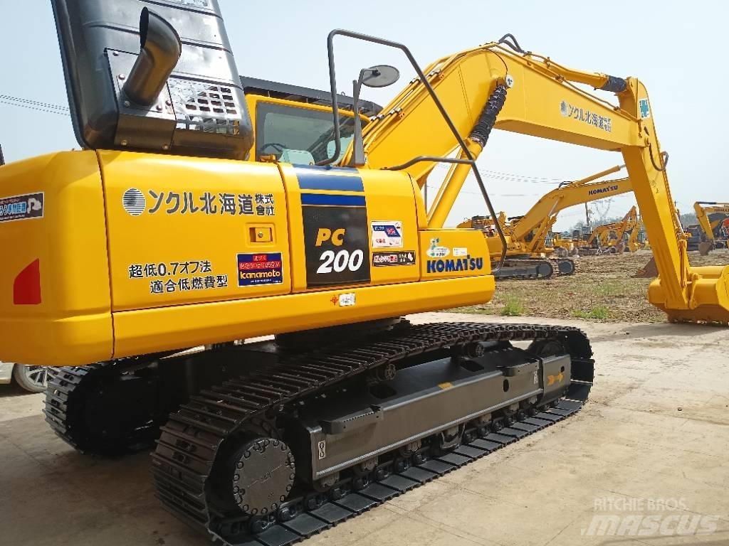 Komatsu PC 200 Гусеничные экскаваторы