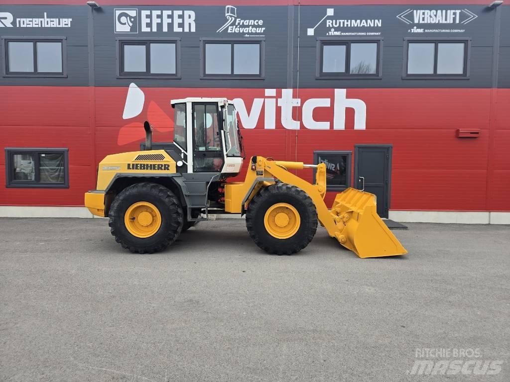 Liebherr L 522 Трактора