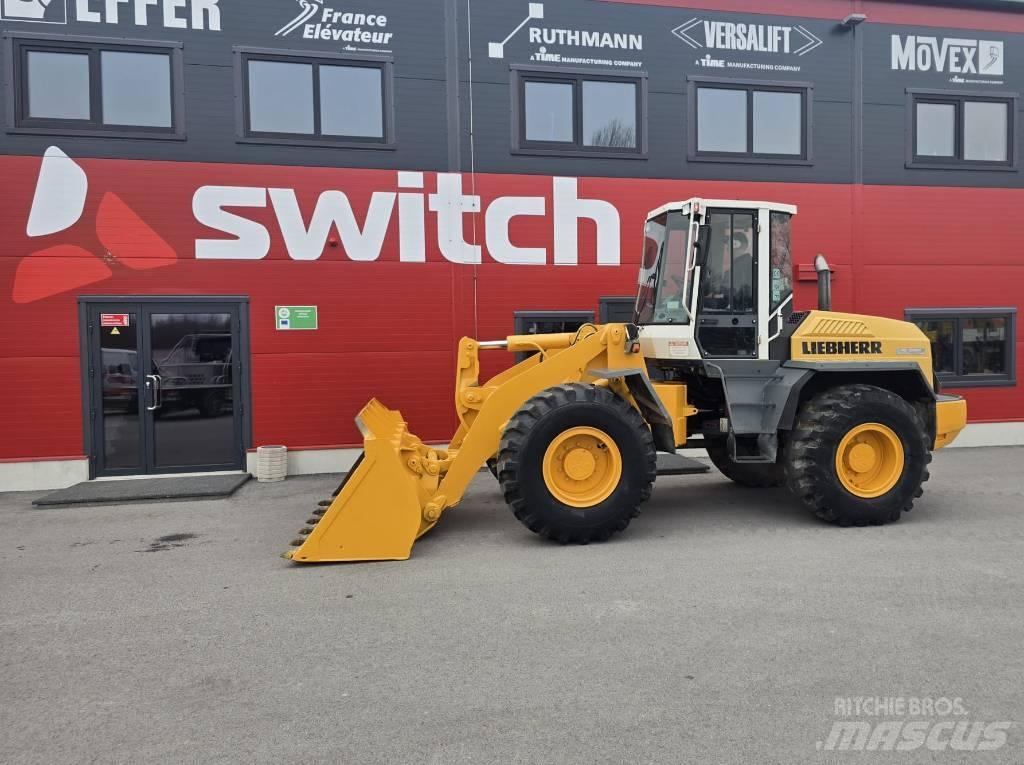 Liebherr L 522 Трактора
