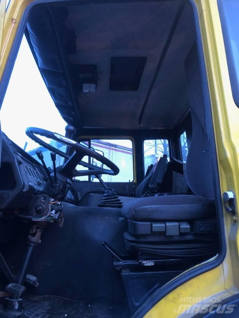 Iveco 330-26 Специальные грузовики