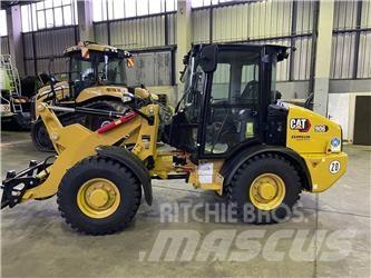 CAT 906 Фронтальные погрузчики