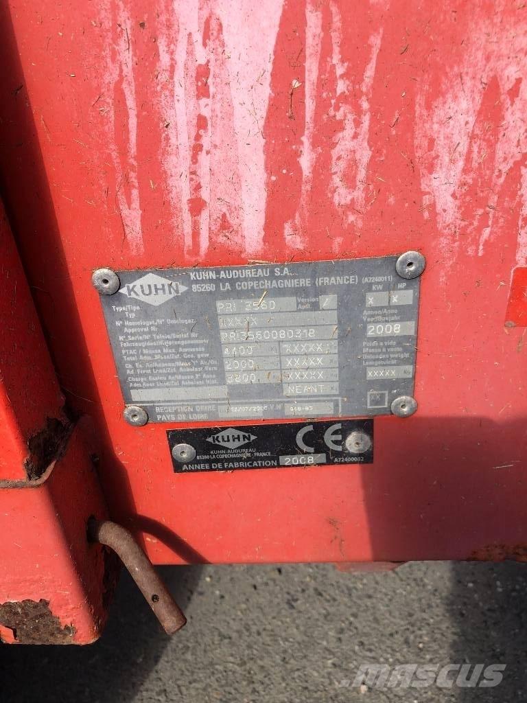 Kuhn 3560 Измельчители тюков