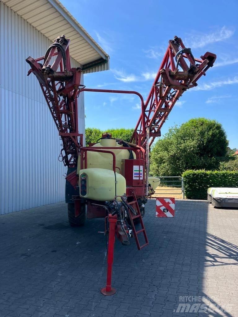 Hardi Commander Прицепные опрыскиватели