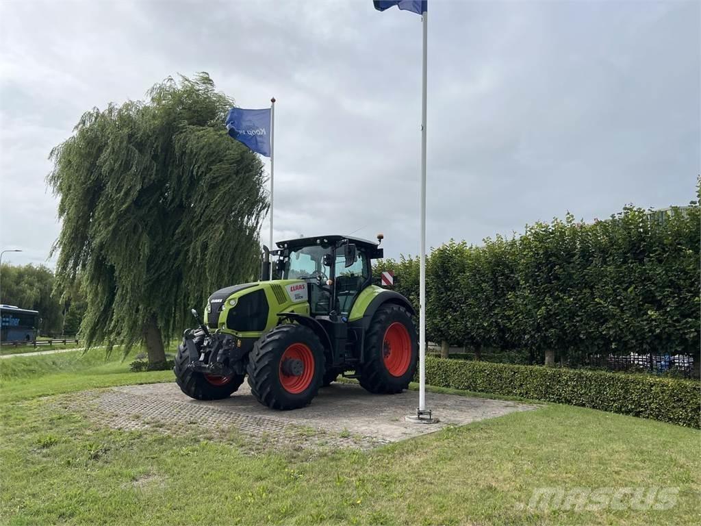 CLAAS Axion 830 Трактора