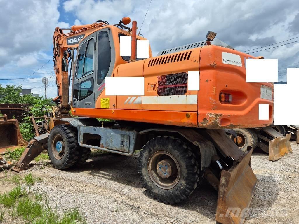 Doosan DX210WA Колёсные экскаваторы