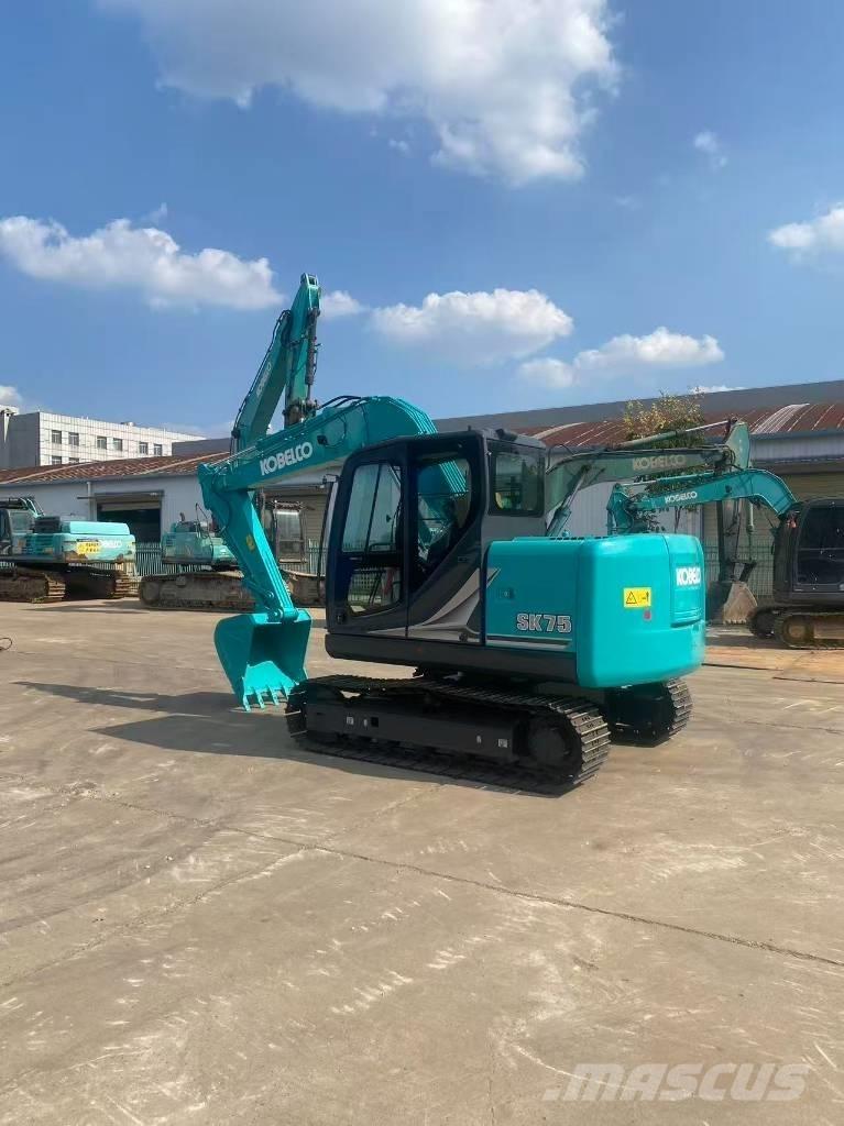 Kobelco SK75-11 Гусеничные экскаваторы