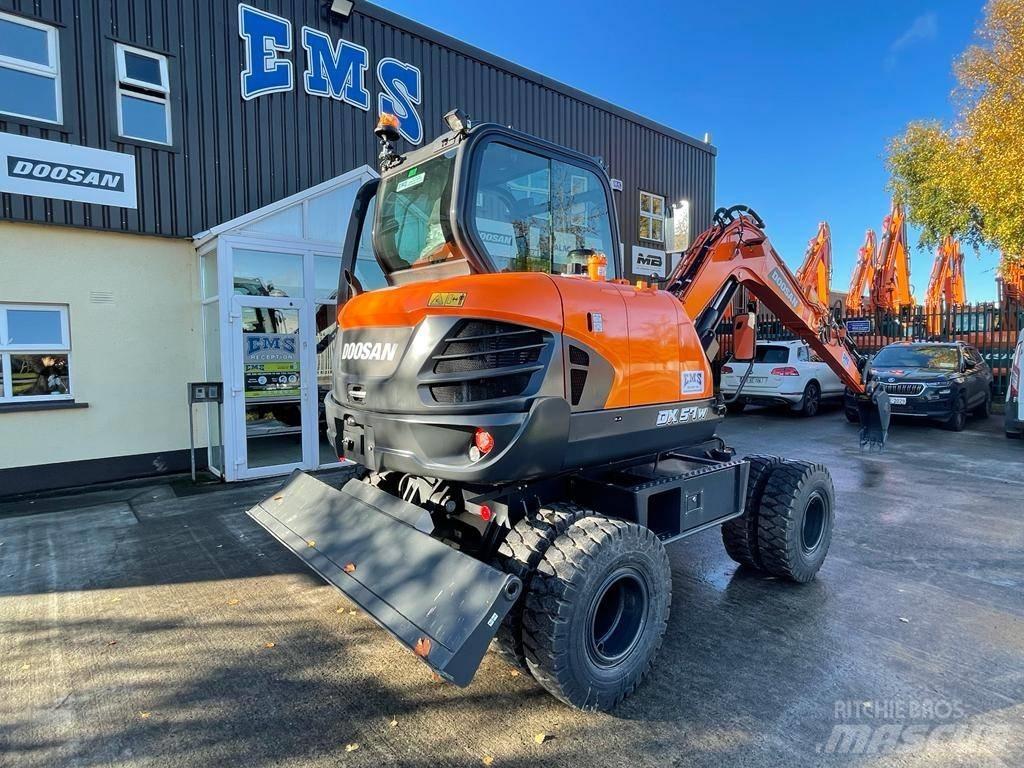 Doosan Dx57W-7 Колёсные экскаваторы