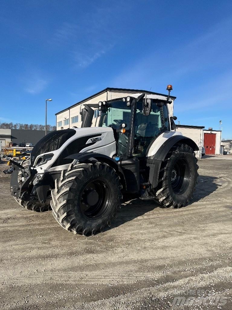 Valtra T 175 Direct Трактора