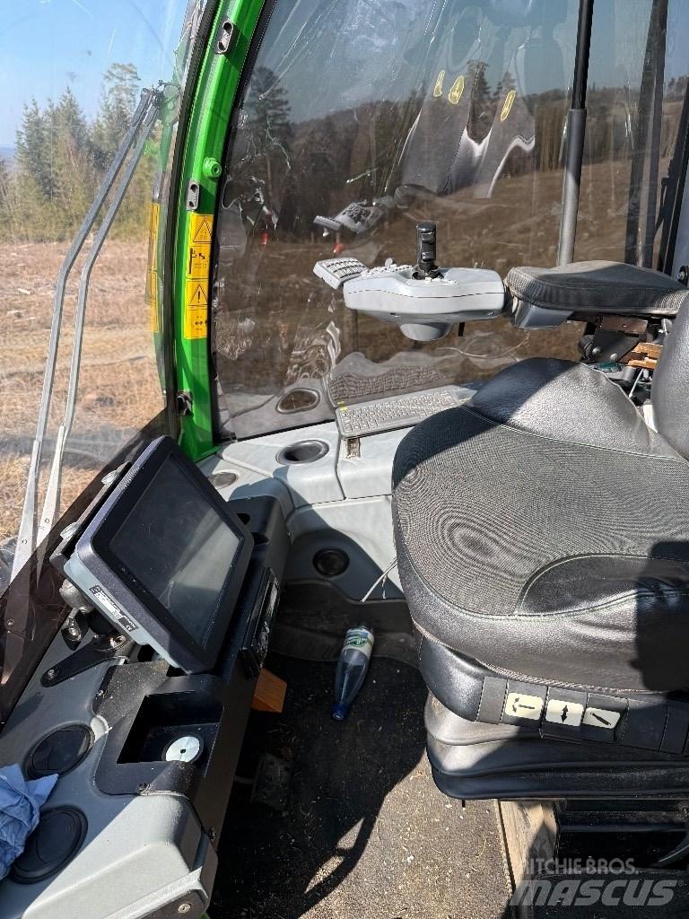 John Deere 1270 G Харвестеры