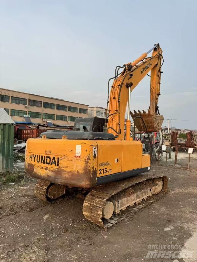 Hyundai 215lc-7 Гусеничные экскаваторы