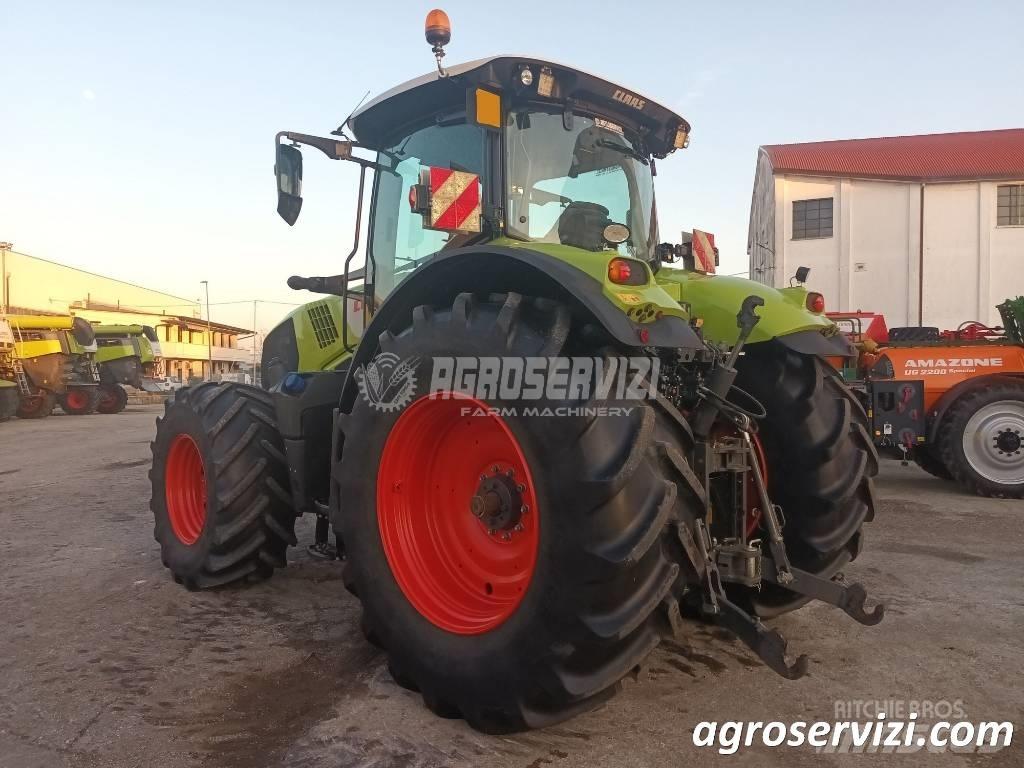 CLAAS Axion 830 Трактора