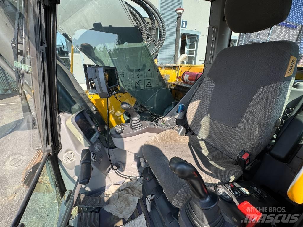 Volvo ECR 305 C L Гусеничные экскаваторы