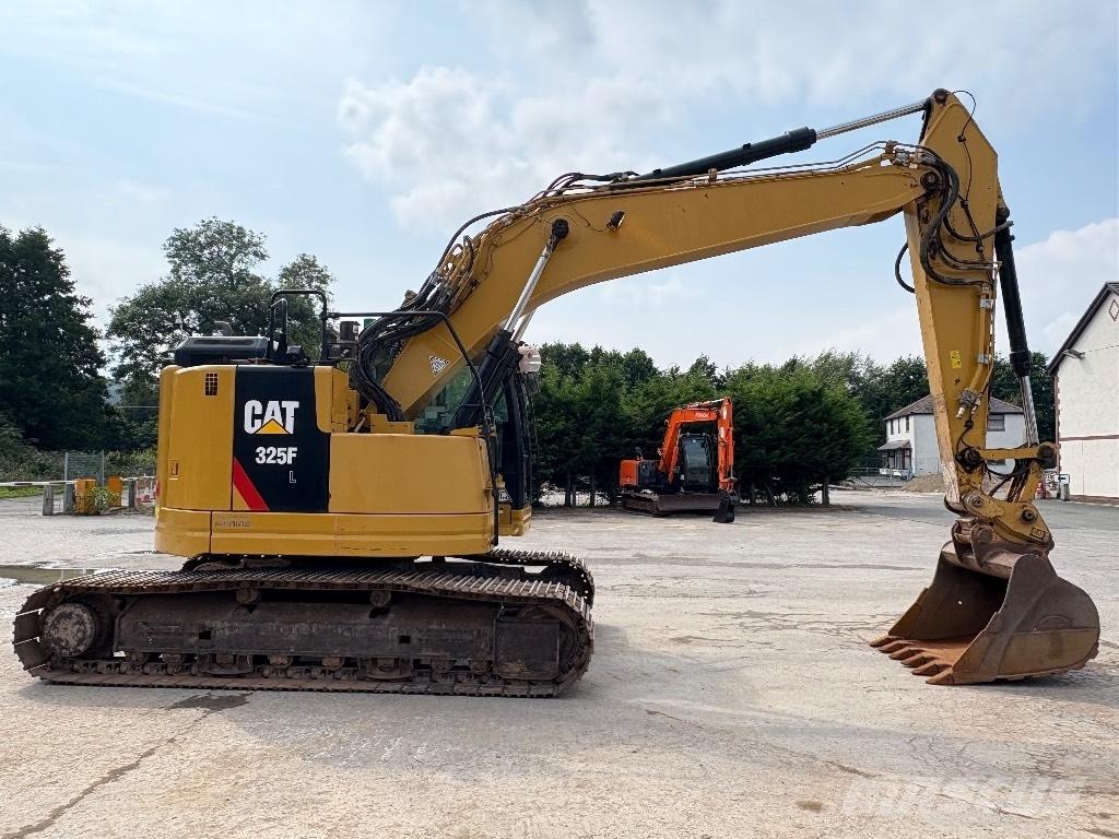 CAT 325 FL CR Гусеничные экскаваторы