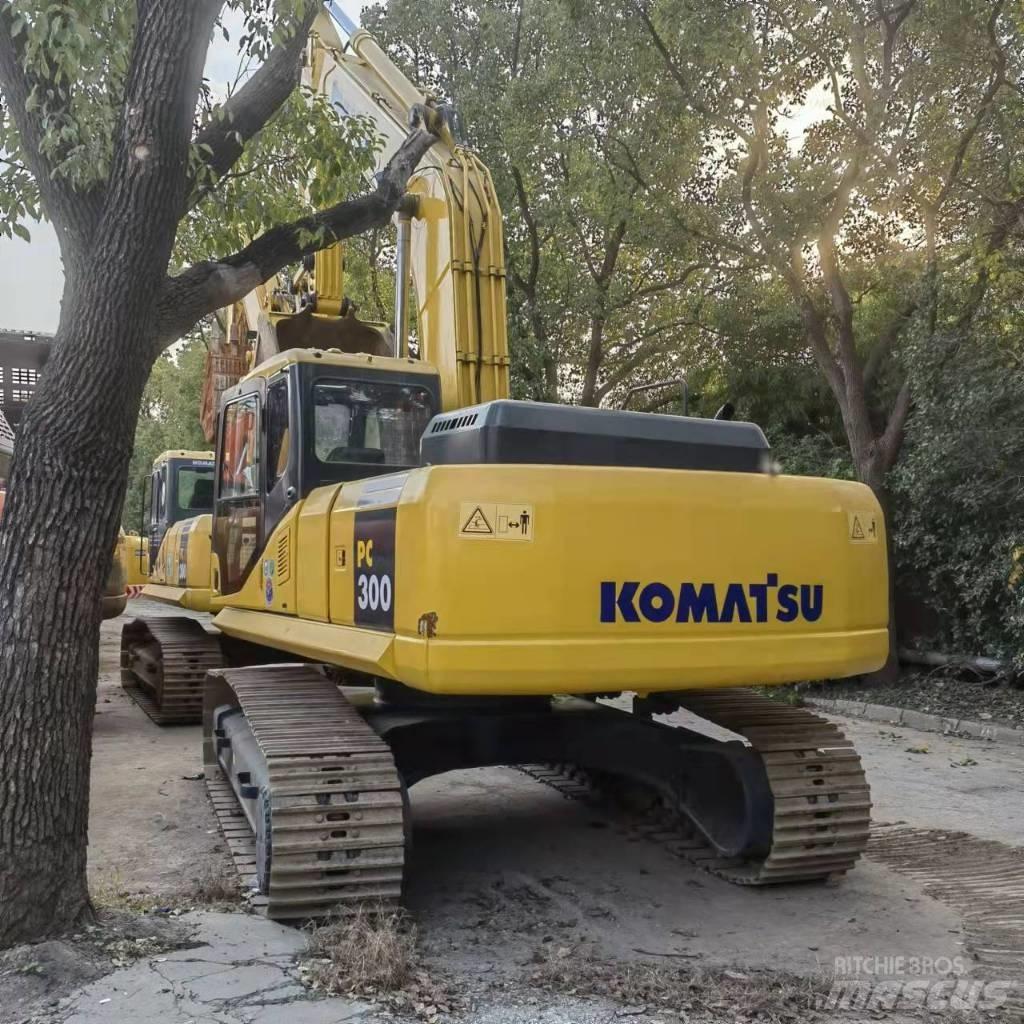 Komatsu PC 300 Гусеничные экскаваторы