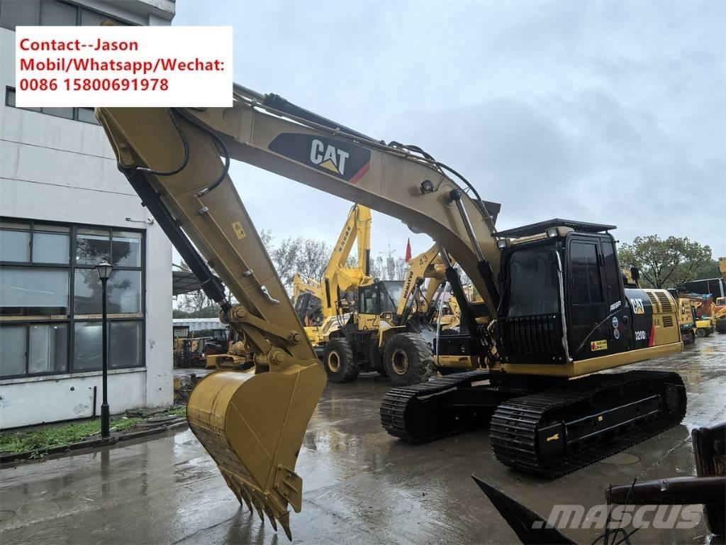 CAT 320 D2L Гусеничные экскаваторы
